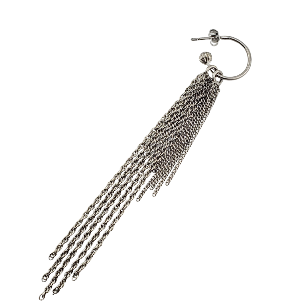 Media arracada y cadenas