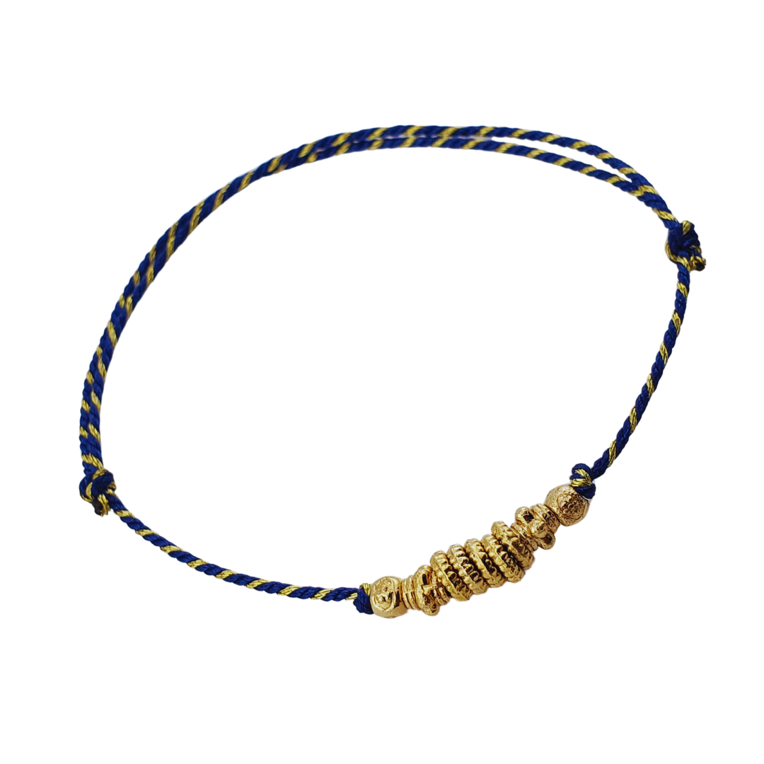 Pulsera hilos con barriles.