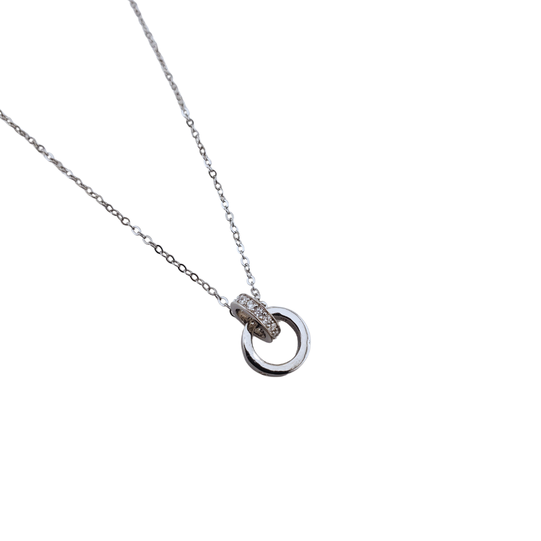 Cadena Tcar 2 aros 1 full circonias 1 chispas