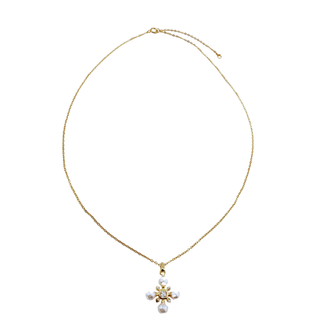 Cadena cruz chunky perla sintetica cuadro