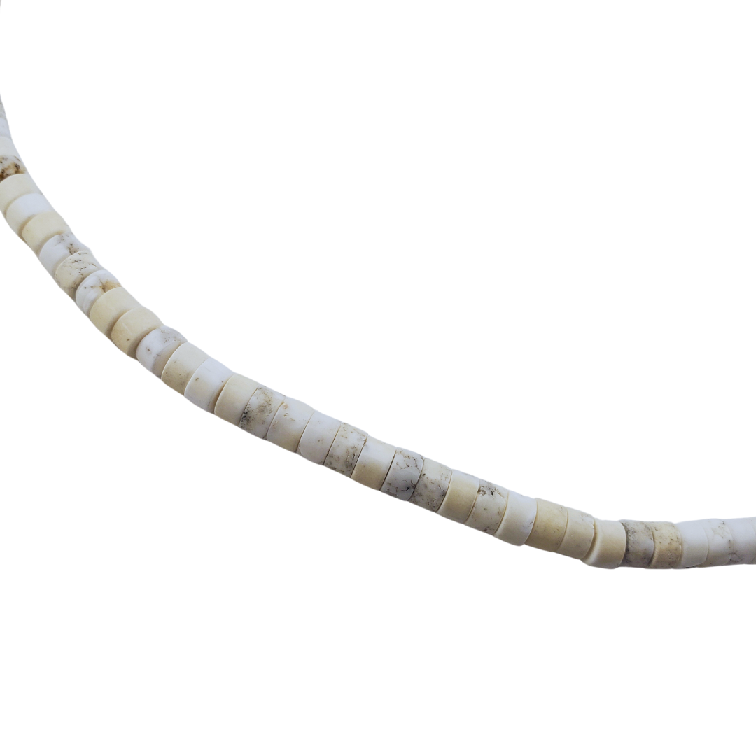 Collar puca agata blanca