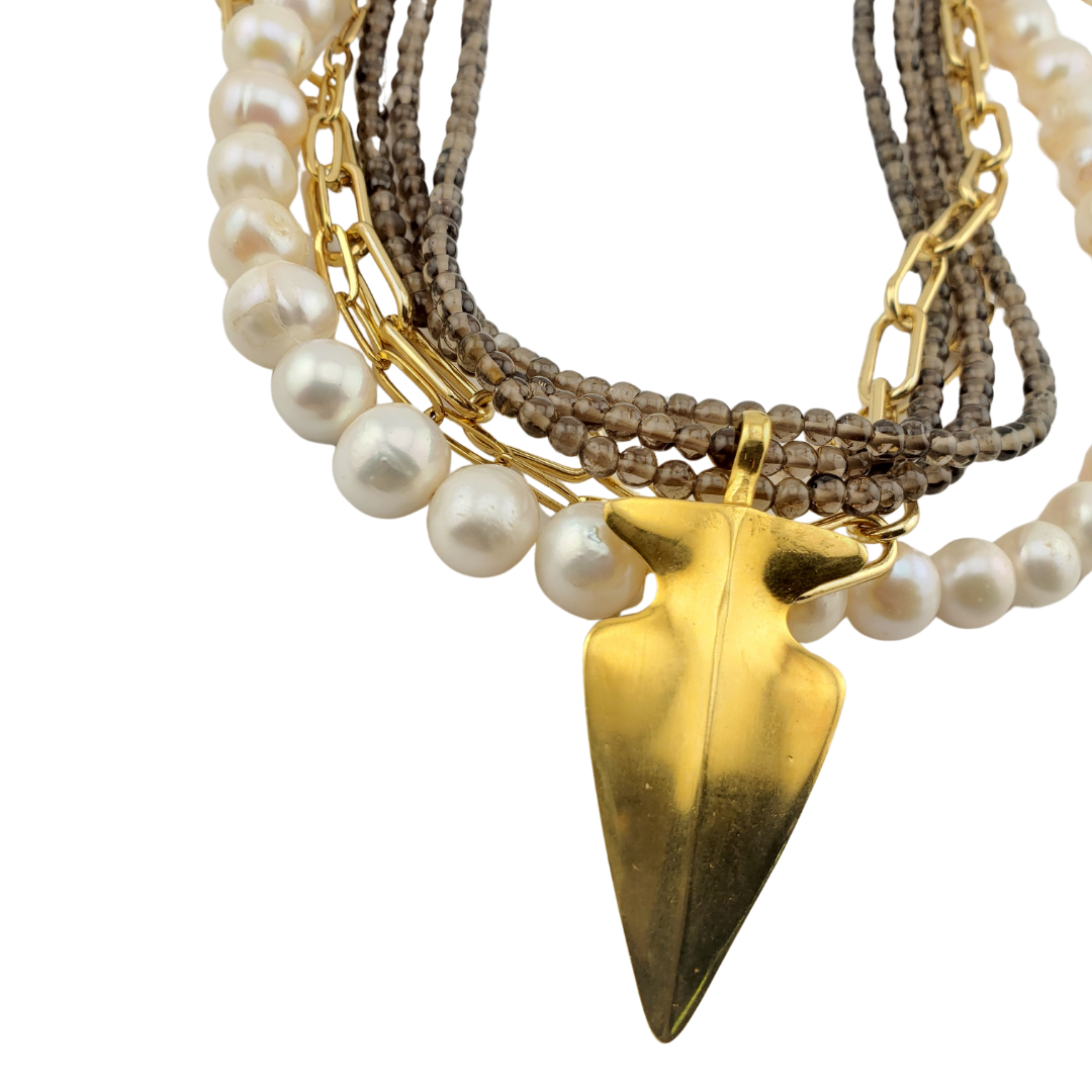Collar perlas barrocas varias tiras y daga