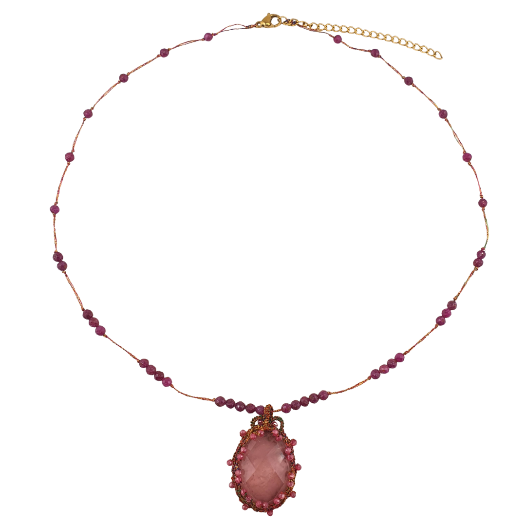 Collar calcedonia tejida hilo granate