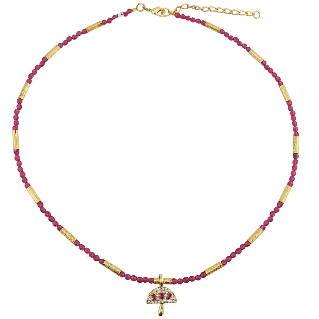 Collar cristal checo entre popotes