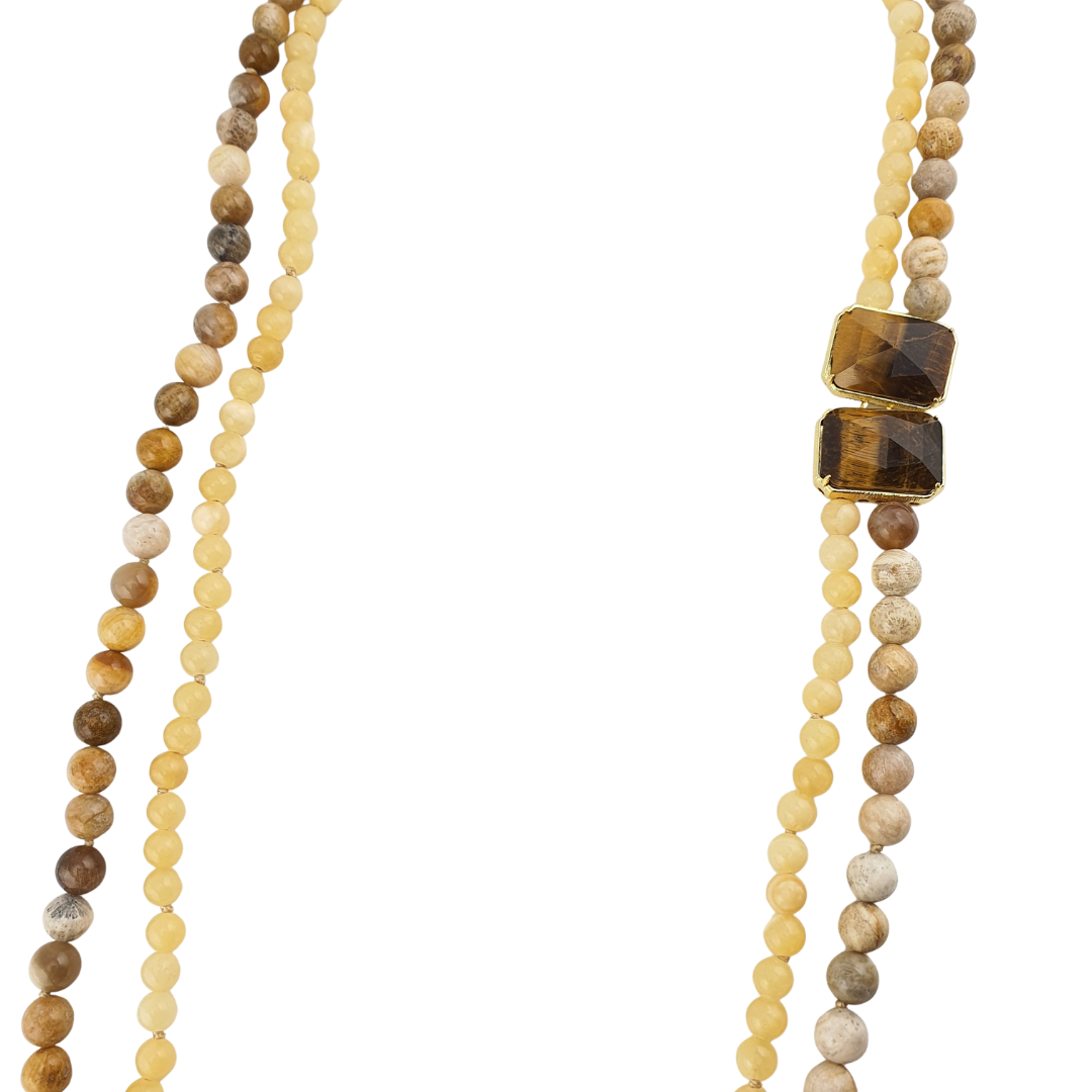 Collar doble y broche