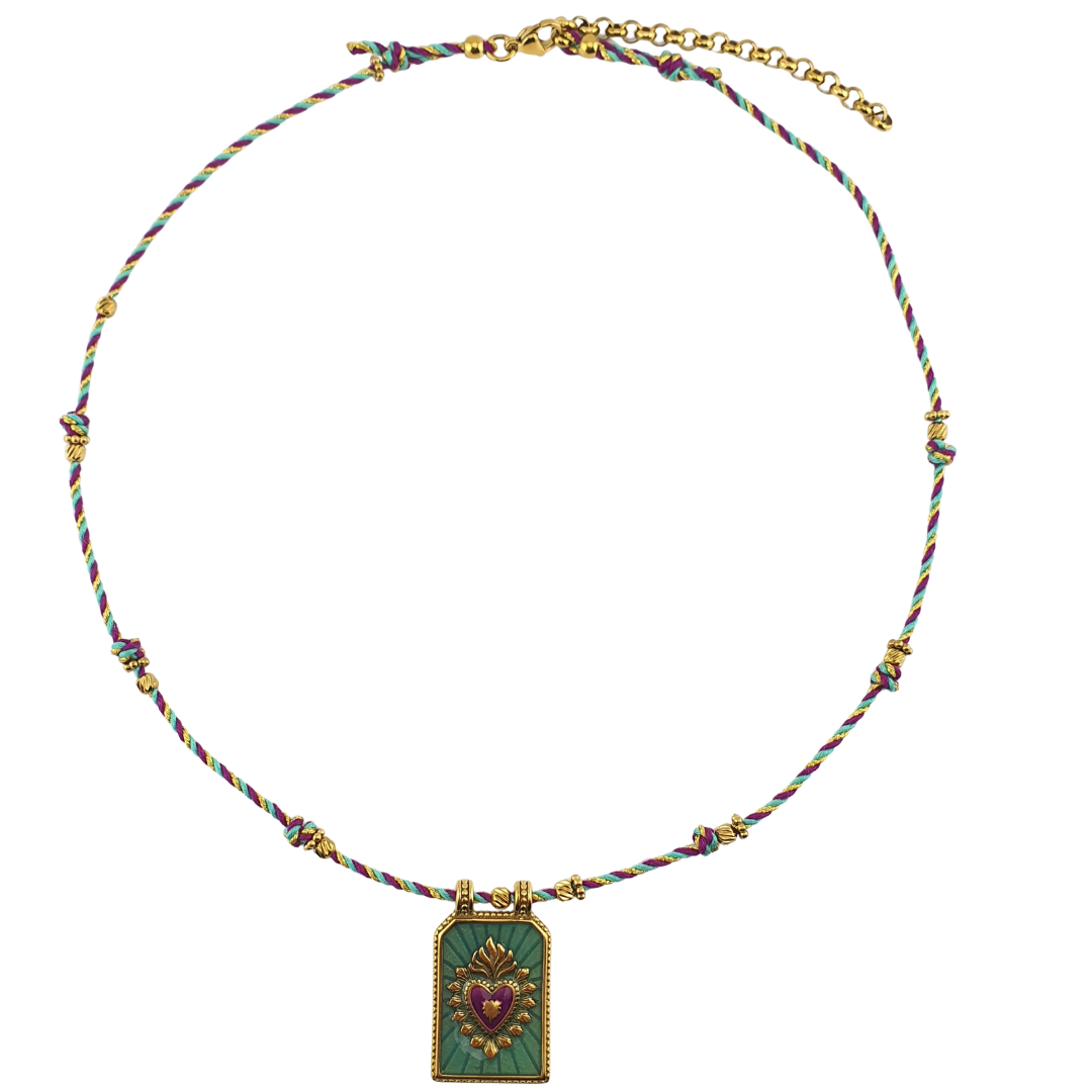 Collar placa sagrado cordon