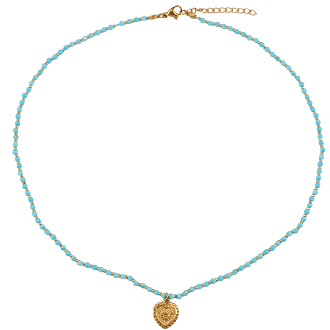 Collar turquesitas y bolitas corazon