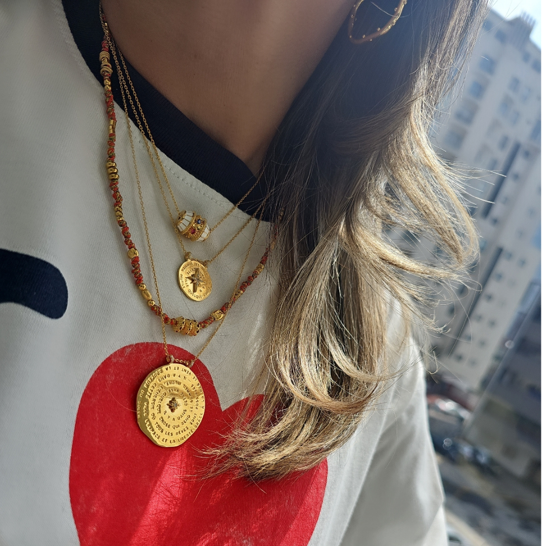 Cadena y pulsera hilo algodón y oro fucsia GO