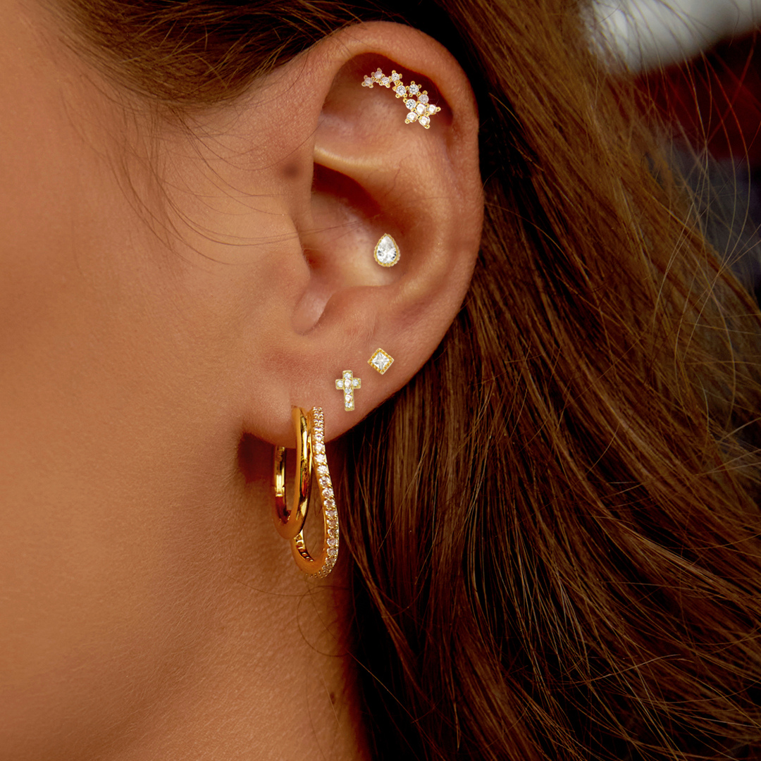 Arete flor y chispas bolita