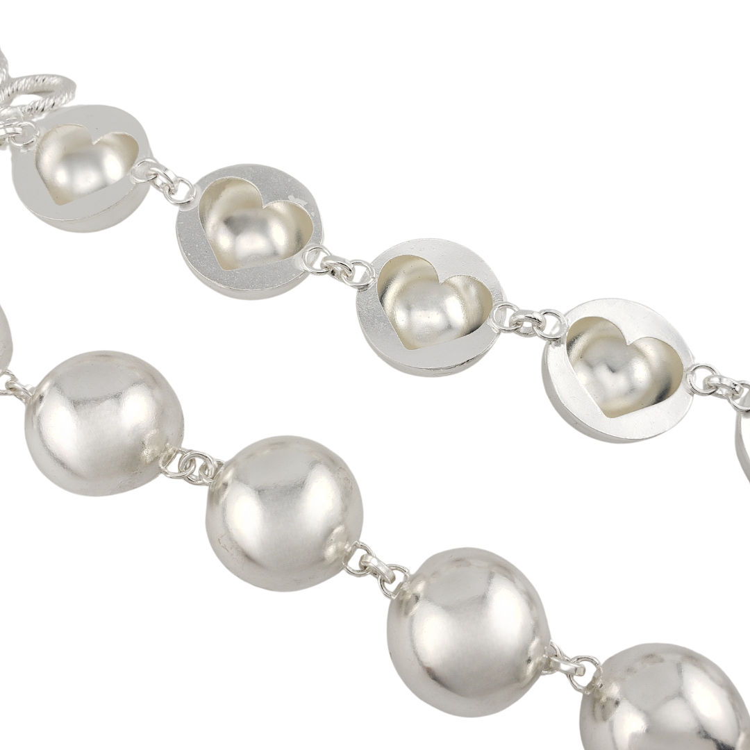 Pulsera bolas maxi corazones.