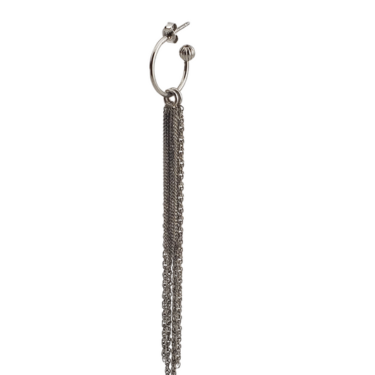 Media arracada y cadenas