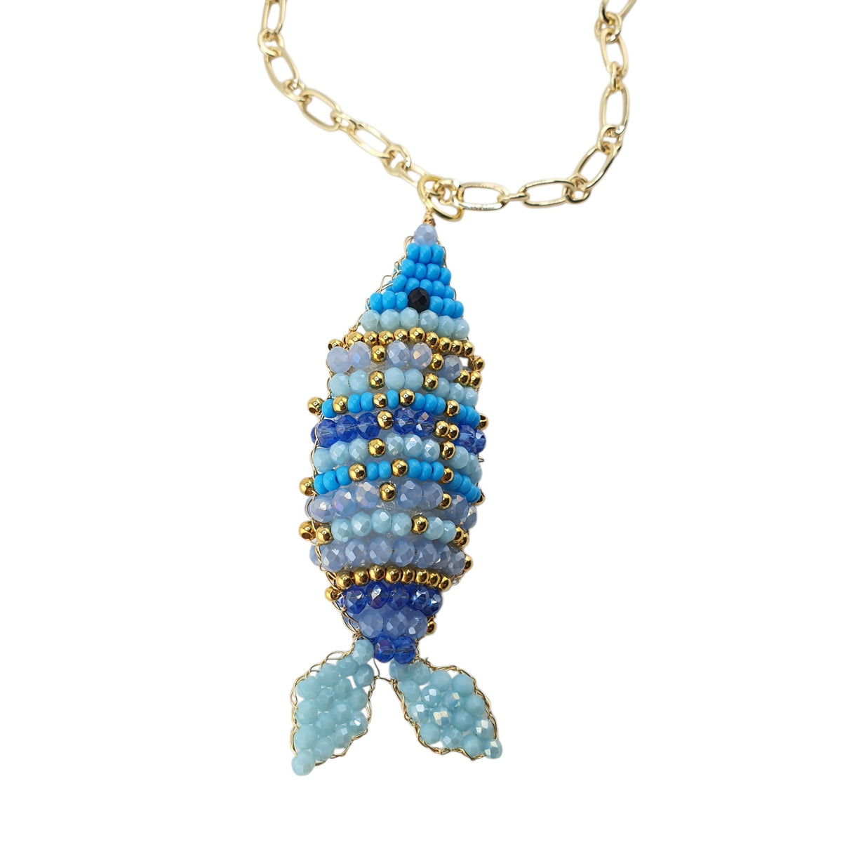 Collar pez bordado
