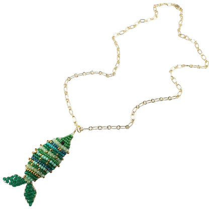 Collar pez bordado