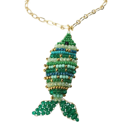Collar pez bordado