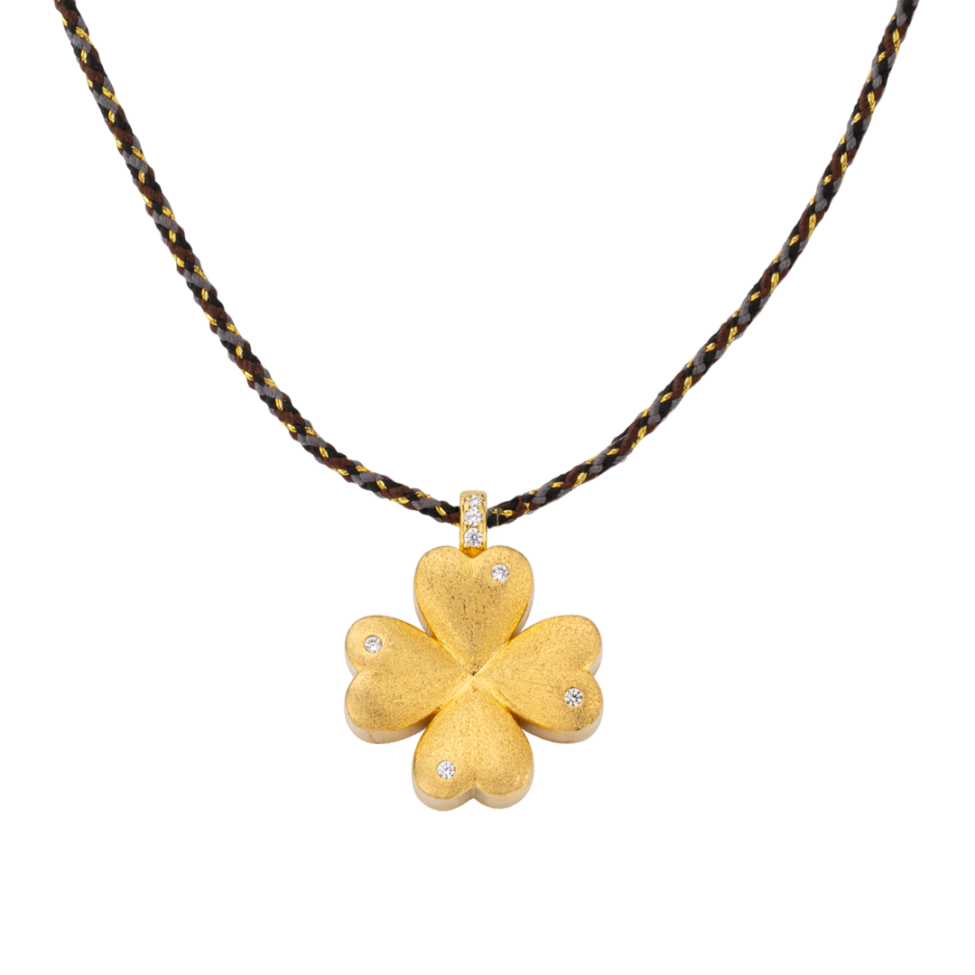 Collar trebol 3D cordon