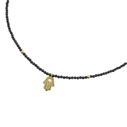 Collar de espinela negra y dije