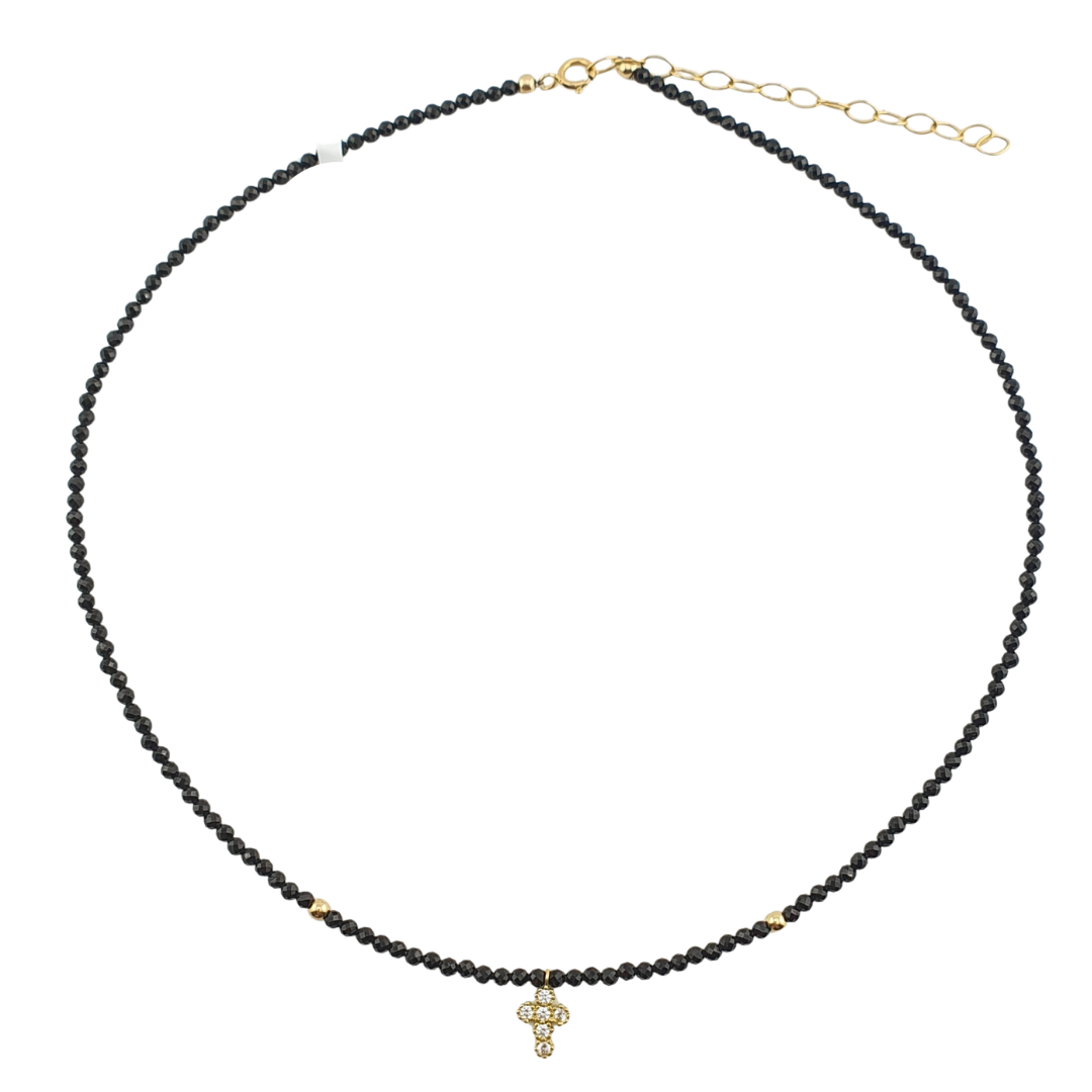 Collar de espinela negra y dije