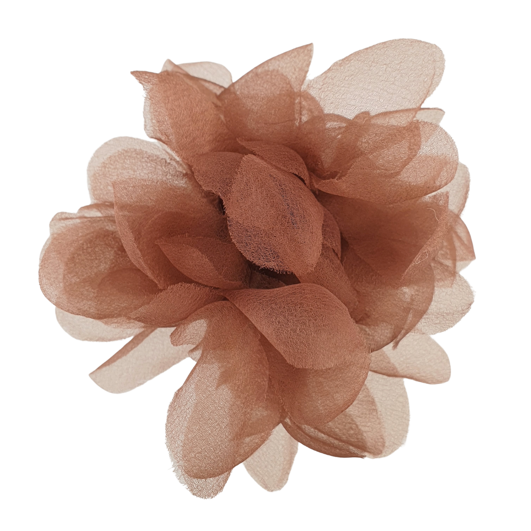 Broche flor organza