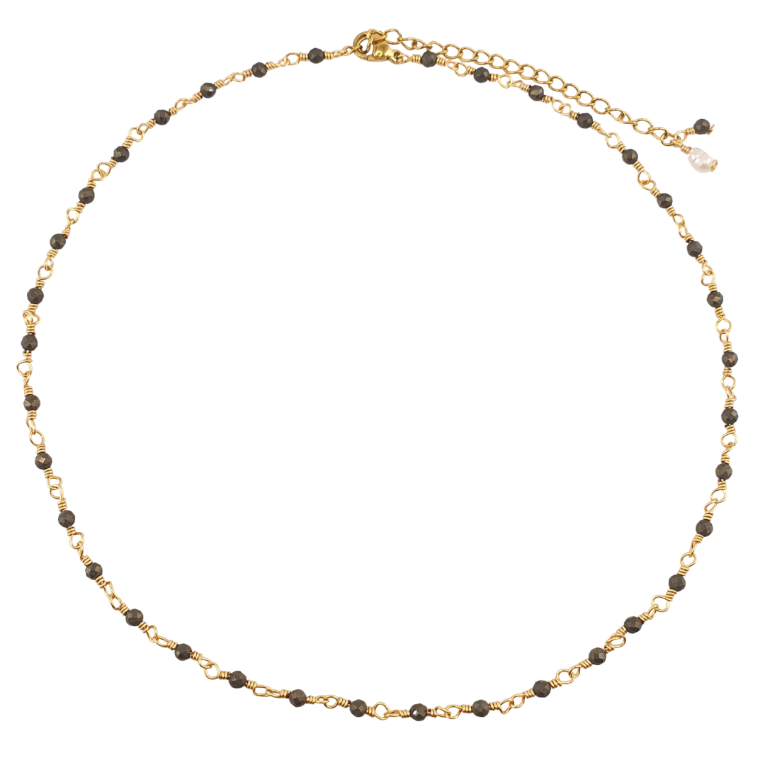 Collar engarzado hematita perla  mano
