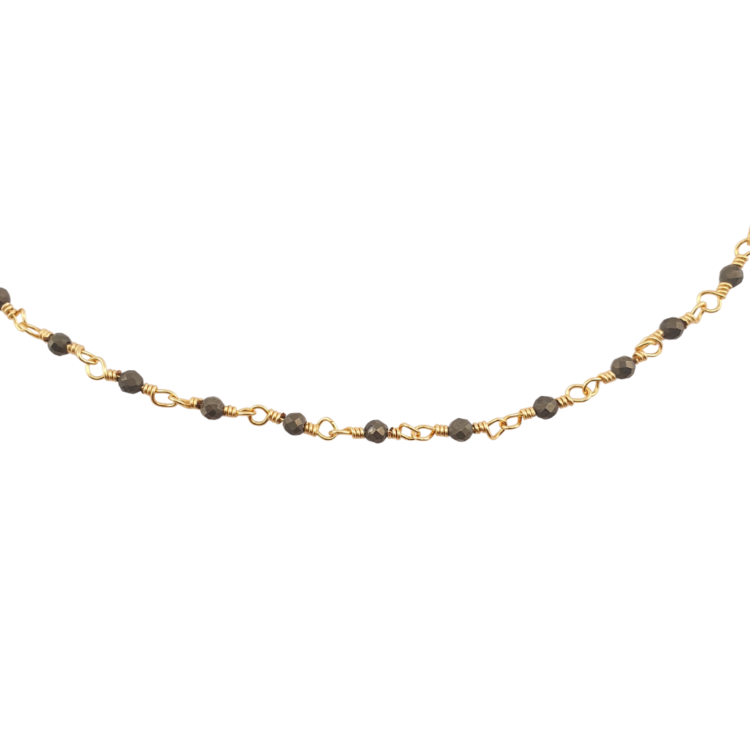 Collar engarzado hematita perla  mano
