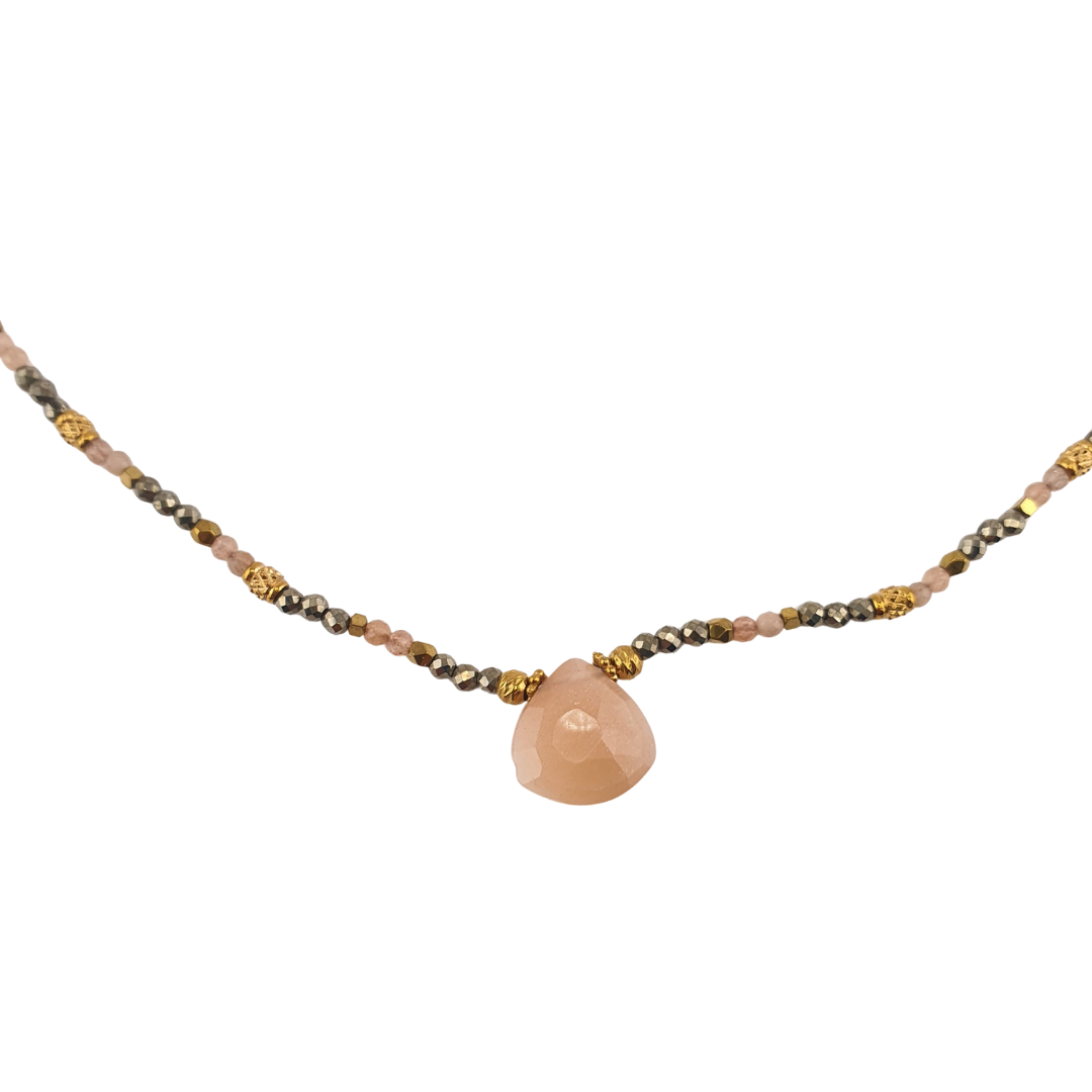 Collar pirita gota piedra luna durazno