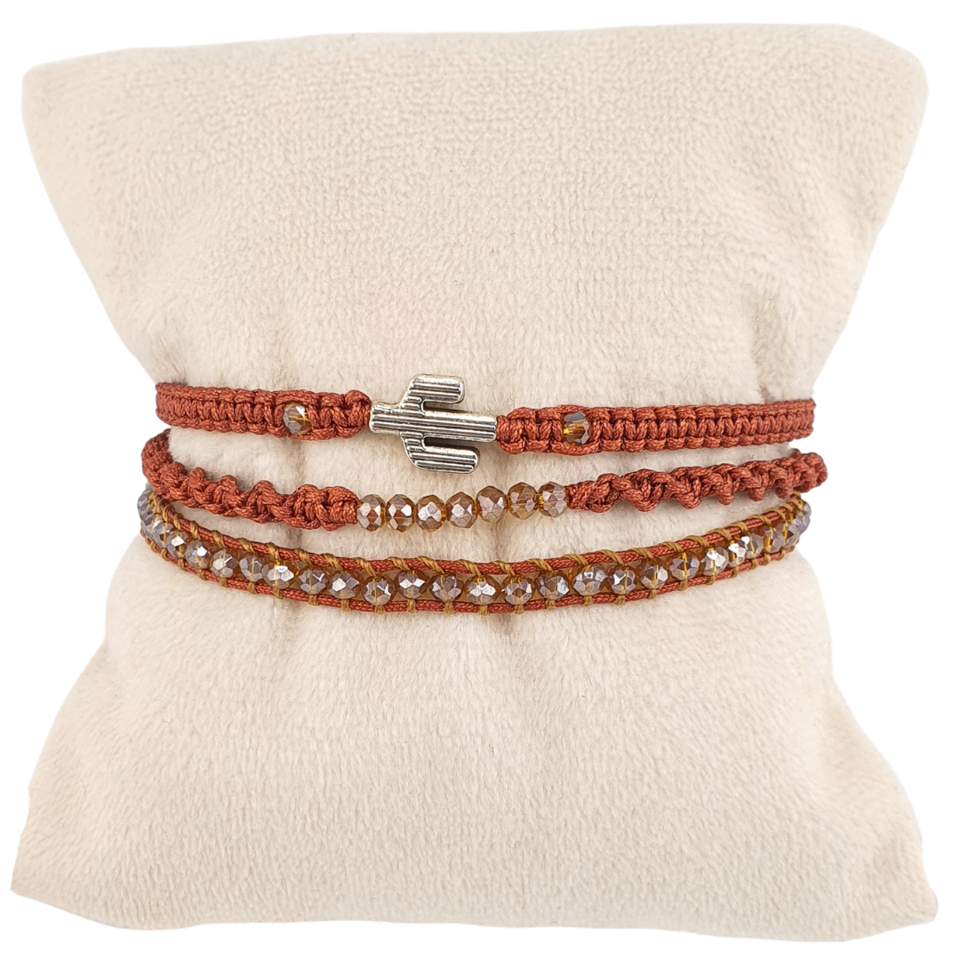 Pulsera triple tejida