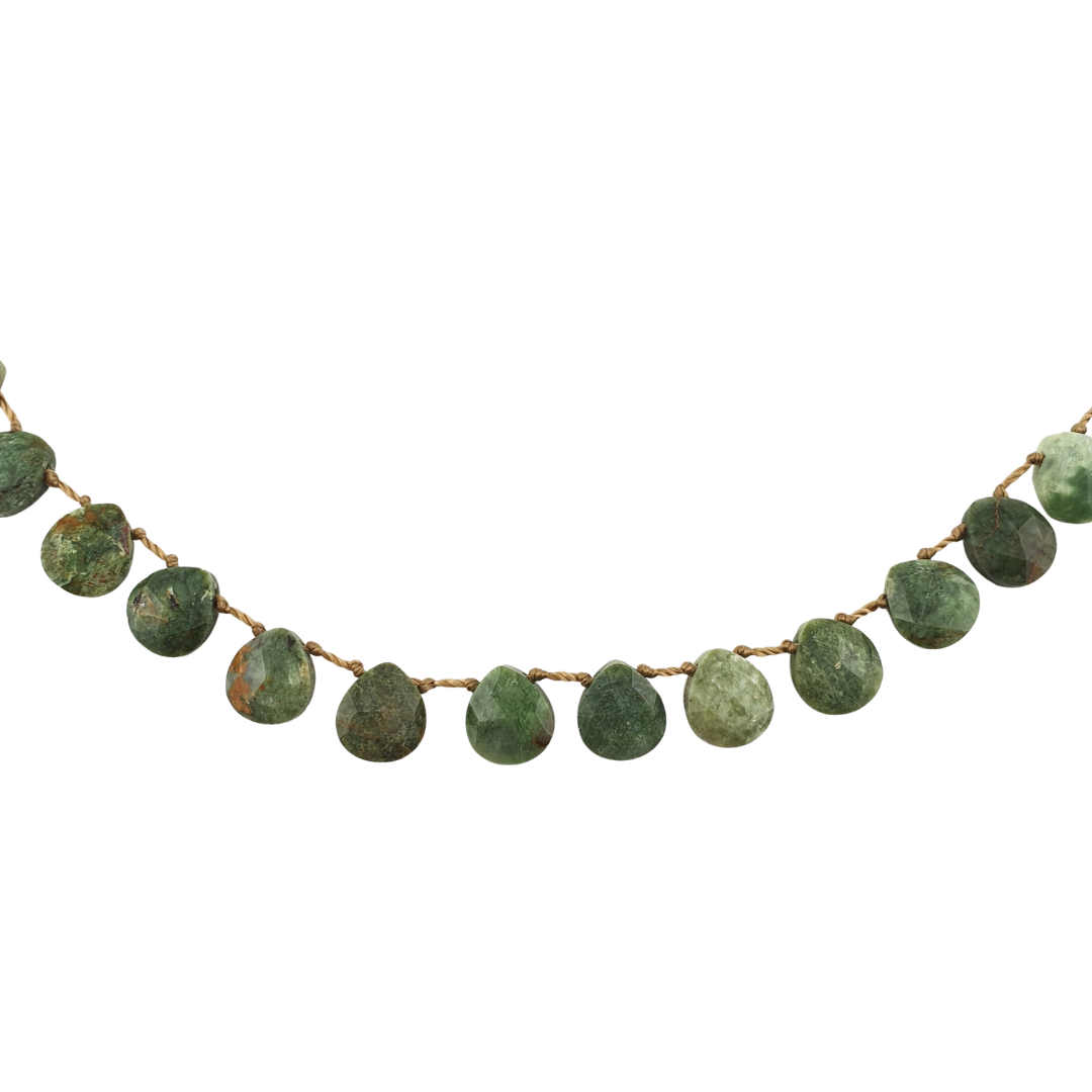 Collar hilo gotas gdes granate rodolita y pirita