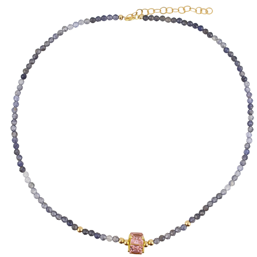 Collar Iolita cardierita barril circonias rosa