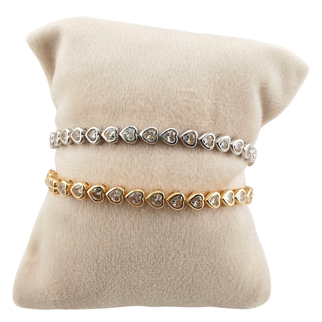 Pulsera corazones circonias y broche