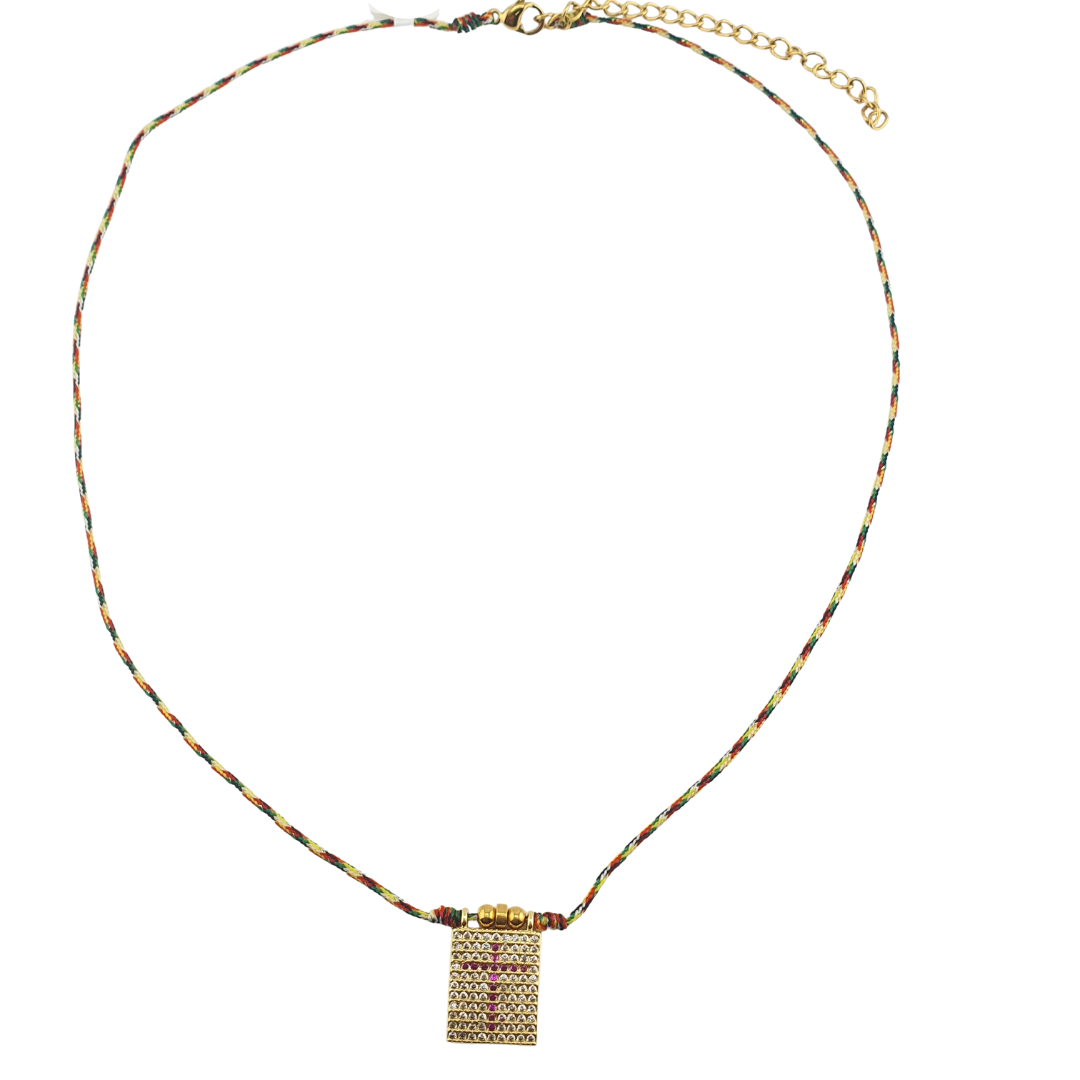 Collar hilo con placa cruz