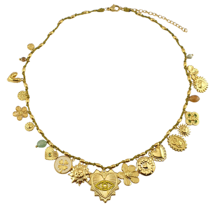 Collar hilo amarillo  charms menta mostaza