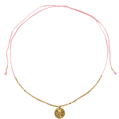 Collar hilo cubos y moneda centro