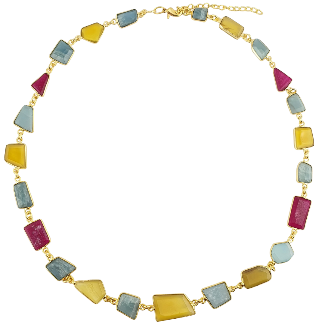 Collar formas enmarcadas