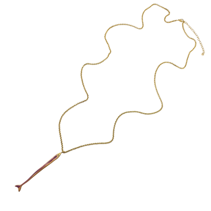 Collar largo pez estilizado