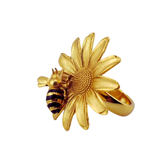 Anillo abeja en margarita