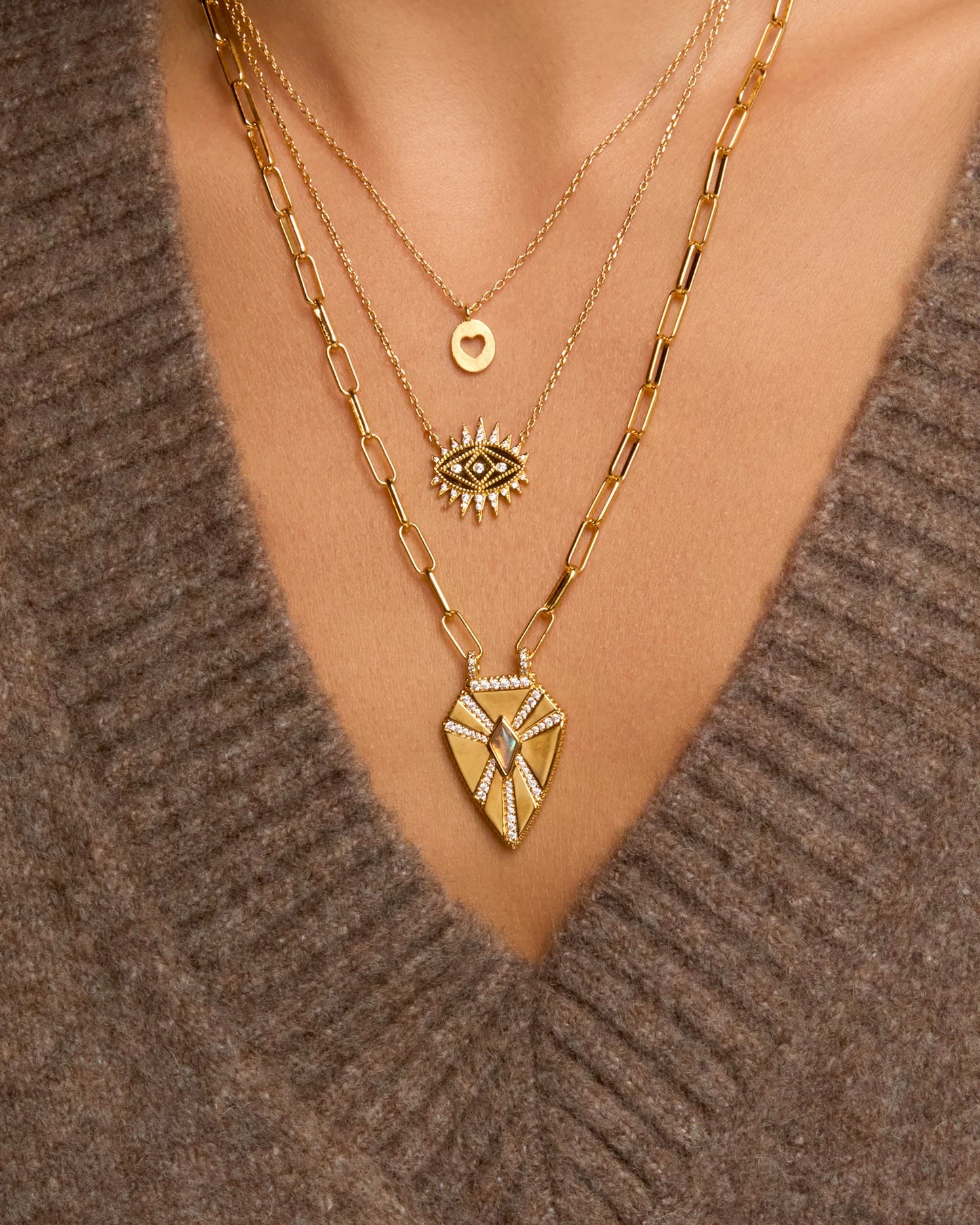 Cadena ojo pestanas circonias