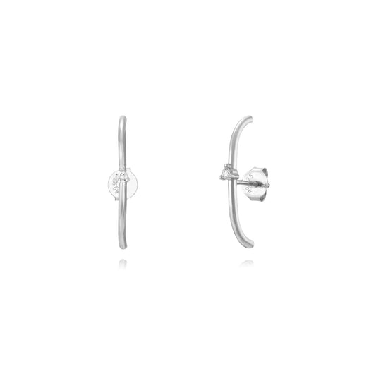Arete tipo cuff y punto de luz