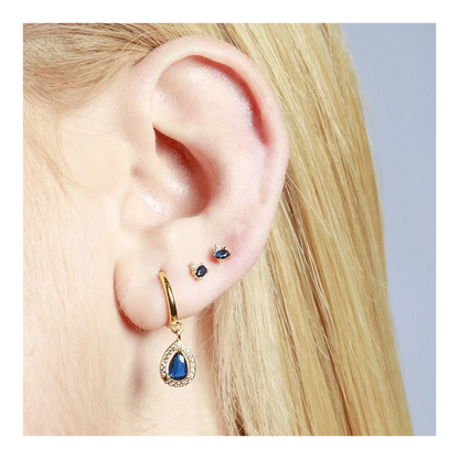 Arete oval y triangulo bolita.